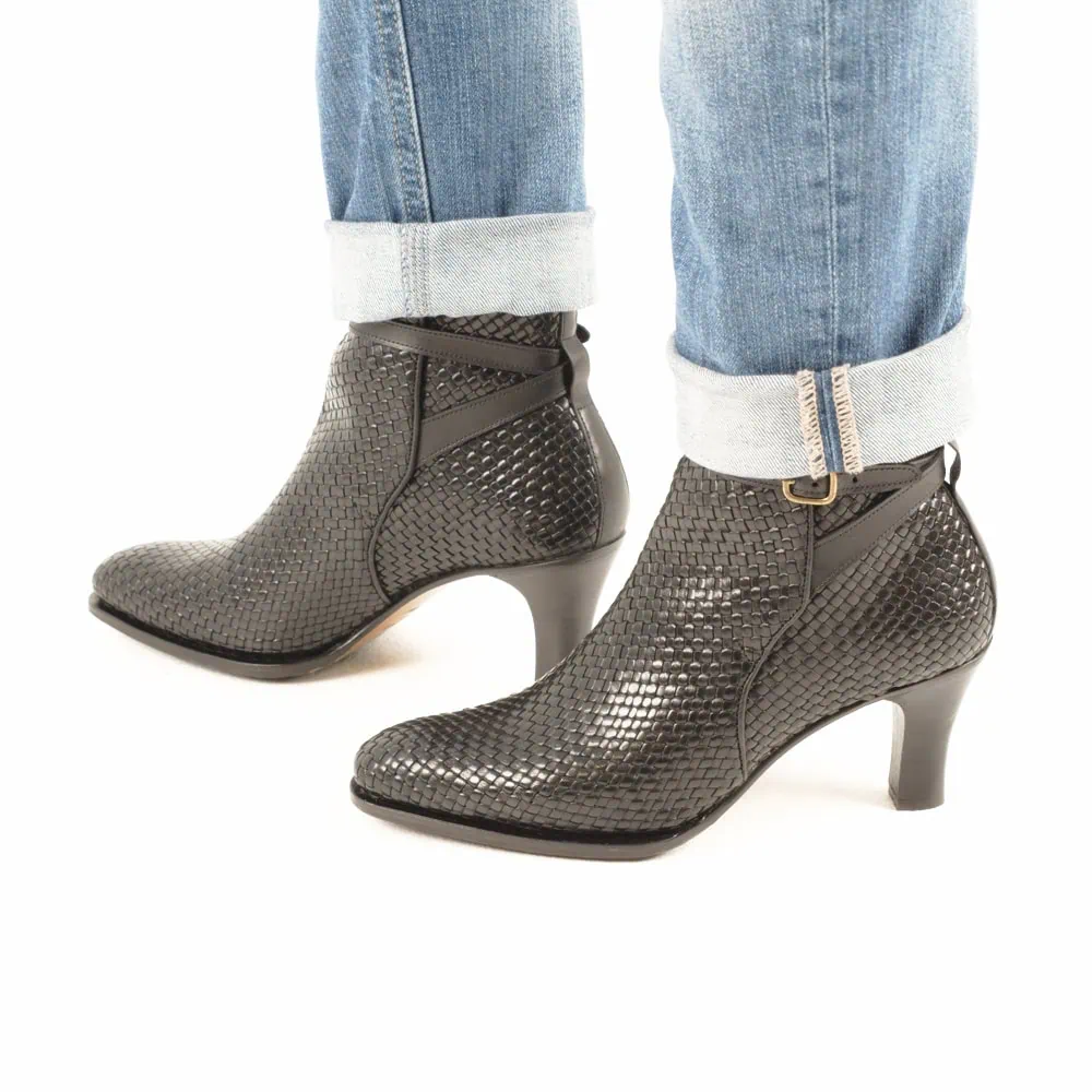 Women's Boots – Women’s Shoes | CARMINA