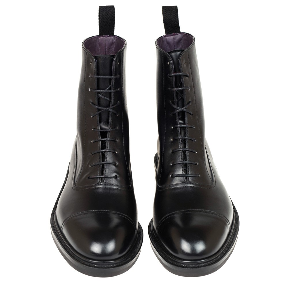 black balmoral boots