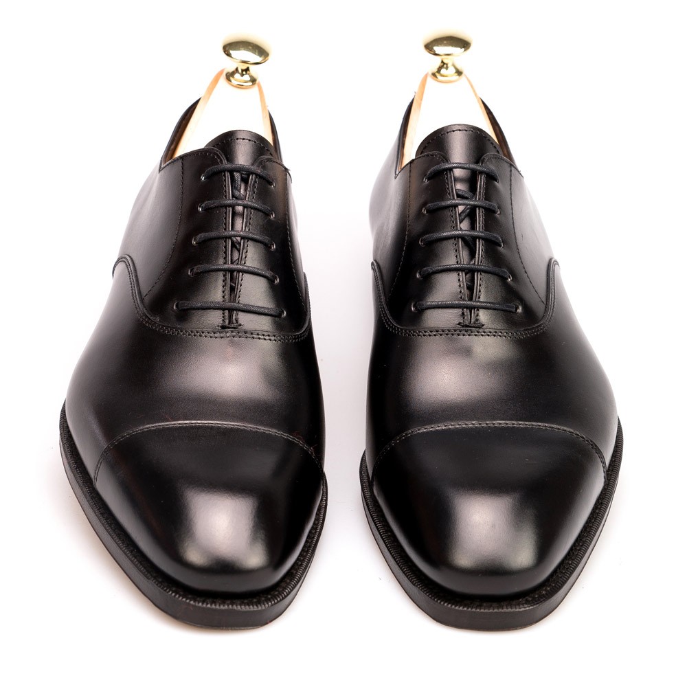 Black Captoe Oxford Shoes | CARMINA