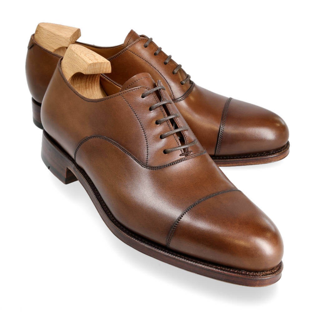 CAP TOE OXFORD SHOES IN BROWN VEGANO