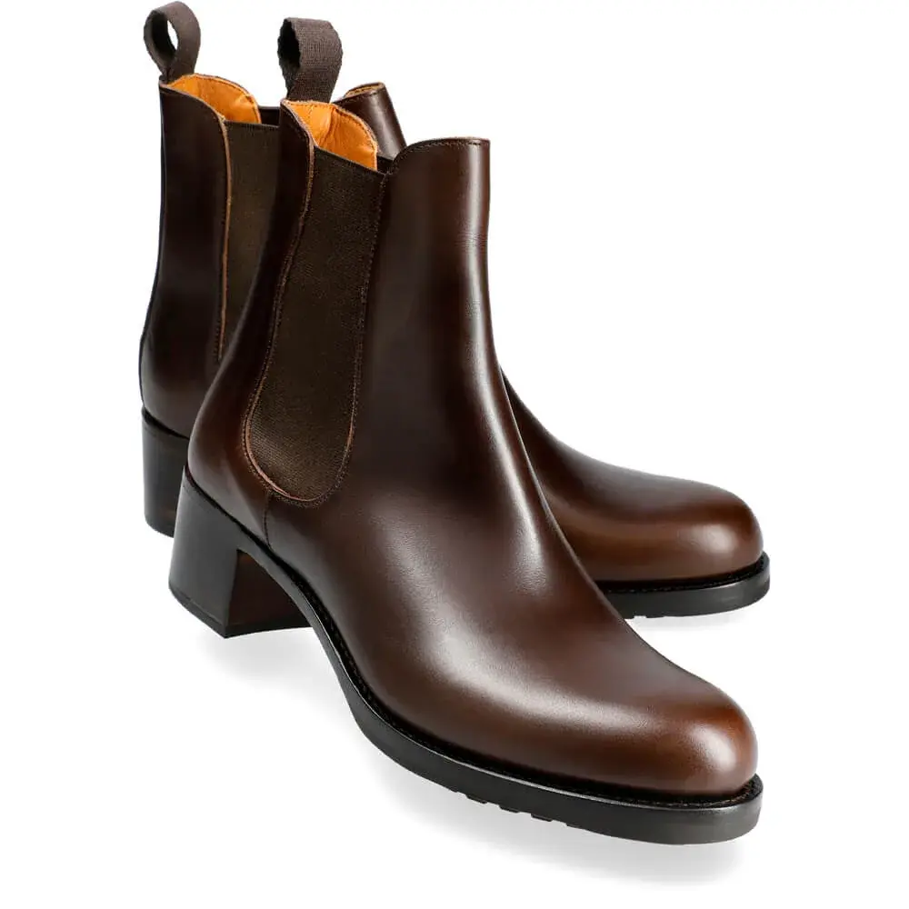 CHELSEA BOOTS IN BROWN CHROMEXCEL | CARMINA