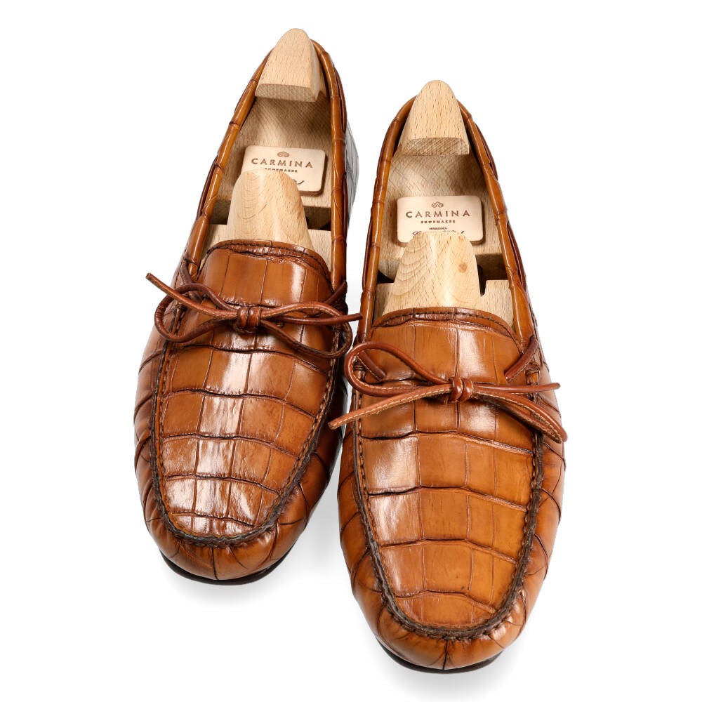 DRIVING LOAFERS IN TAN ALLIGATOR