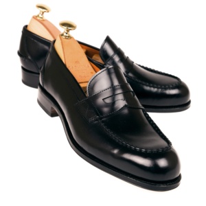 black loafers women
