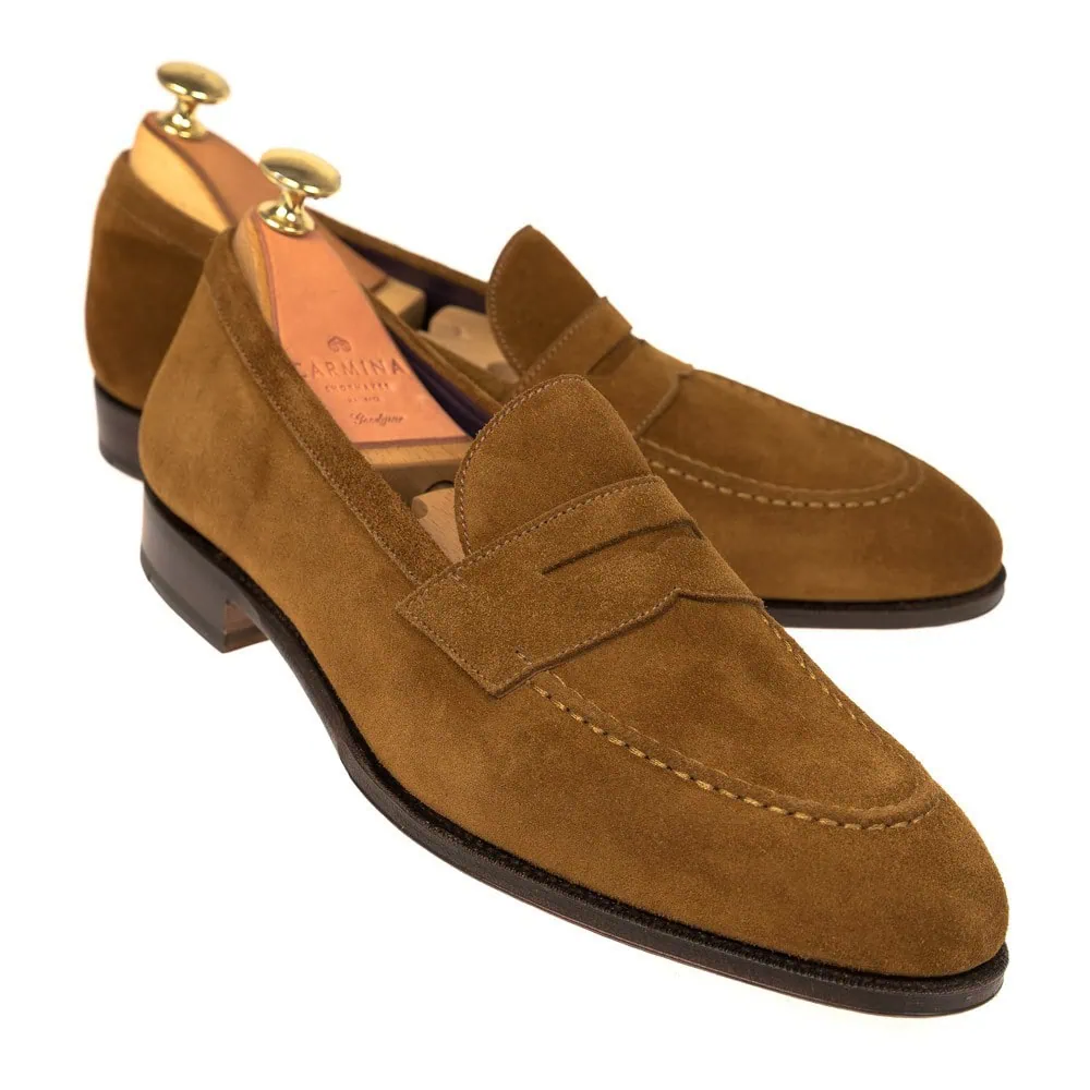 Penny loafers in tobacco suede