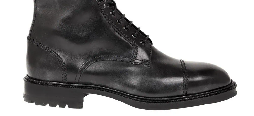 靴 肌 ミュージアム | CARMINA