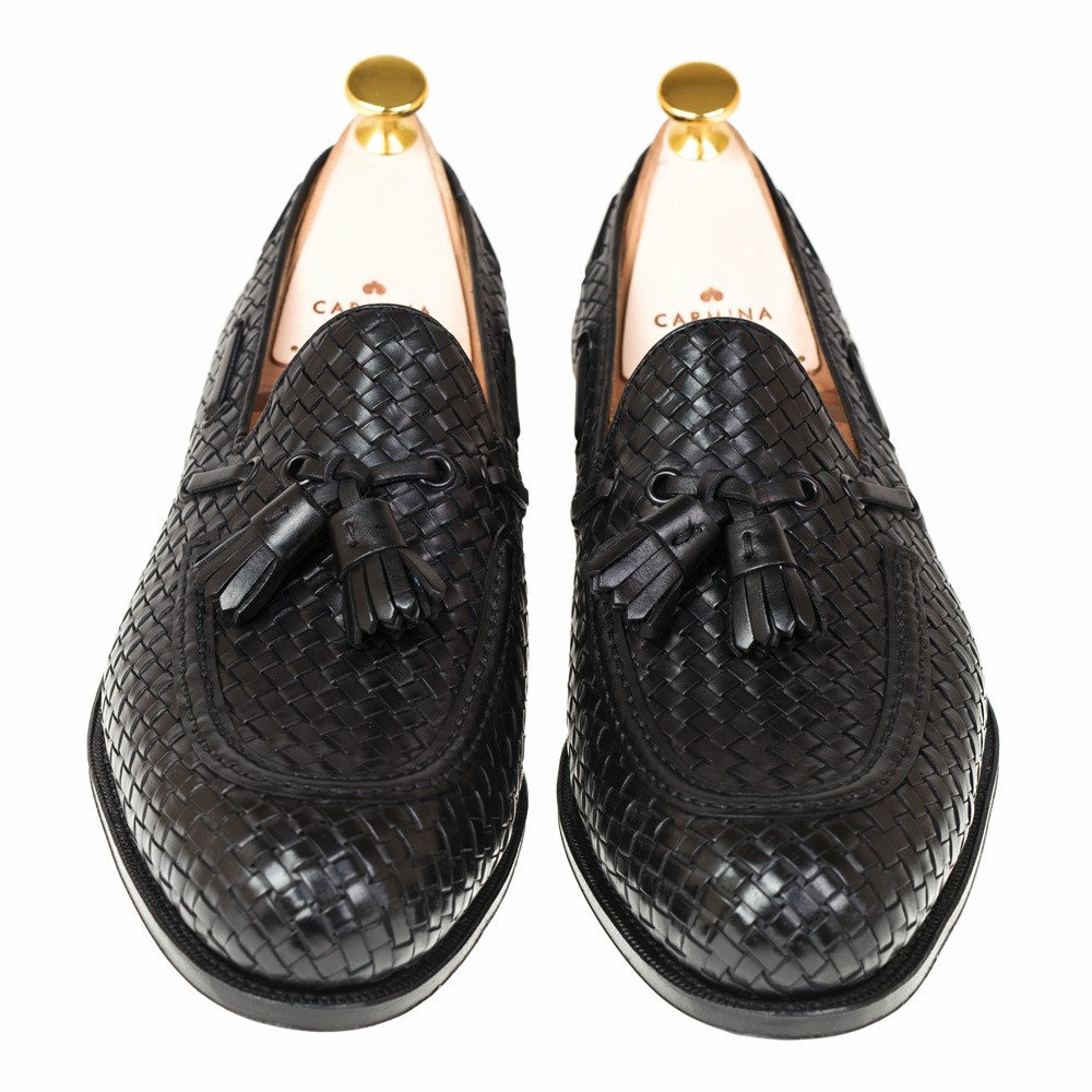 Tassel loafers in black braided 
