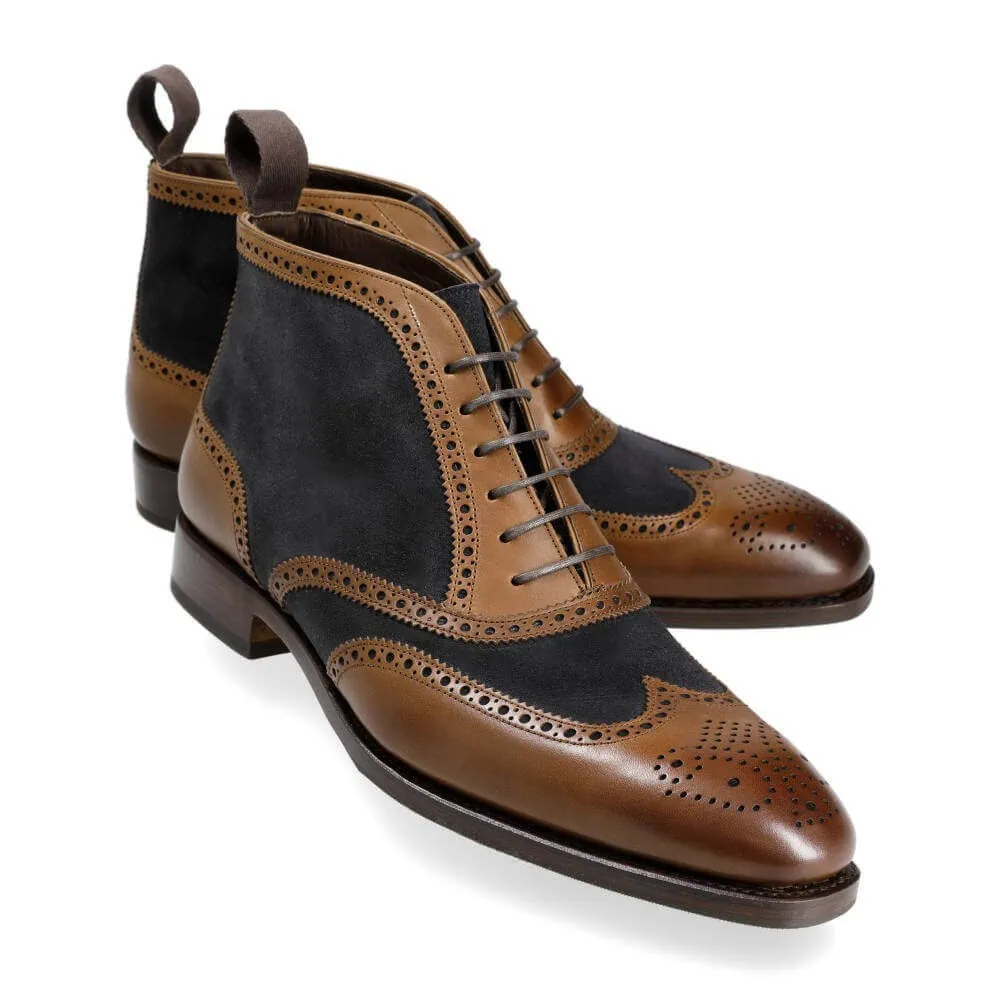 WINGTIP BOOTS BROWN VEGANO/ NAVY SUEDE | CARMINA SHOEMAKER display picture 1