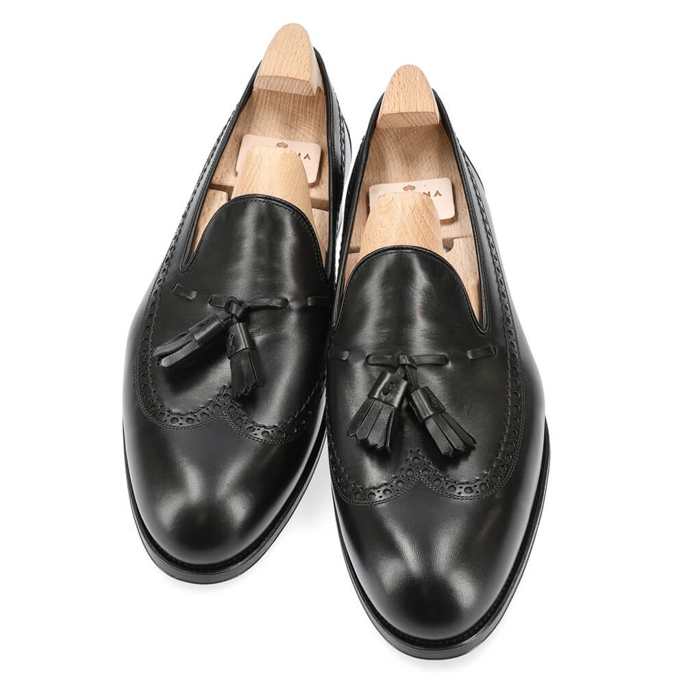 Tassel loafers in black | CARMINA Shoemaker