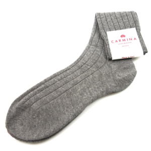 Light grey wool and cashmere socks