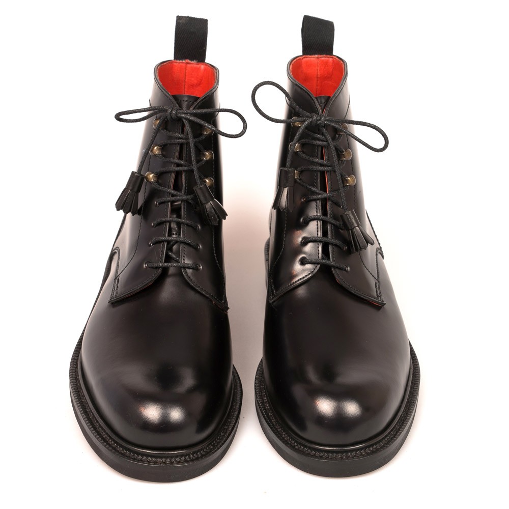 Удлиненная обувь. Ботинки Vicenza forti на шнурках черные. MDESS ботинки на шнуровке. Женские полуботинки Camper Derby Boots Junction. Пол Смит ботинки на шнурках женские.