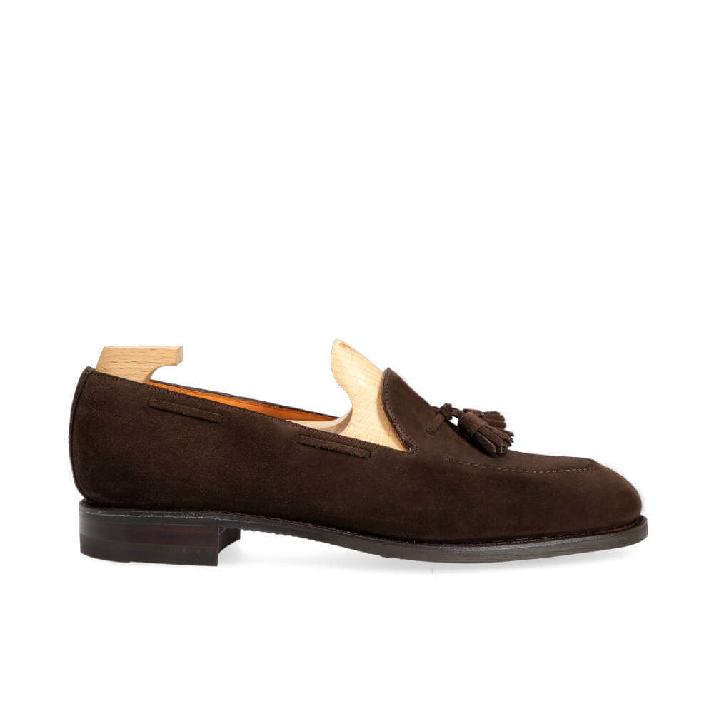 MOCASINES DE BORLAS EN ANTE MARRÓN