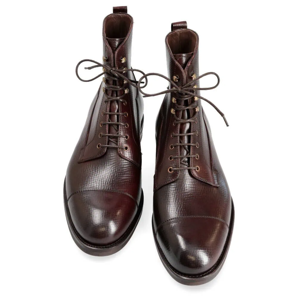 CORDOVAN BOOTS BURGUNDY SHELL CORDOVAN HATCH GRAIN | CARMINA